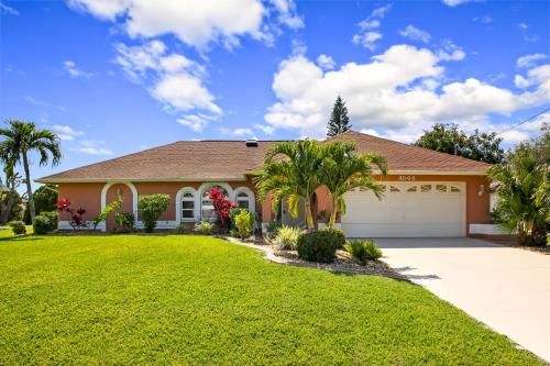 Villa Paradise – Cape Coral, FL