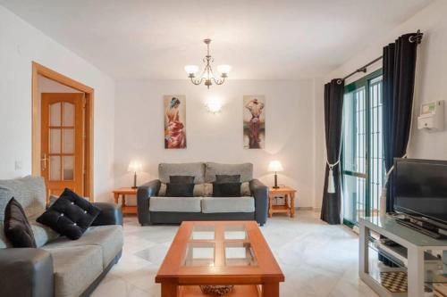  018 - Bright and Comfortable Apartment in the Heart of Benalmadena Costa in Arroyo de la Miel