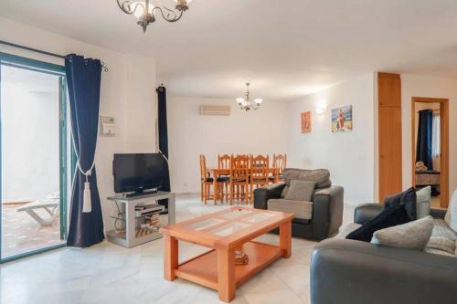  018 - Bright and Comfortable Apartment in the Heart of Benalmadena Costa in Arroyo de la Miel
