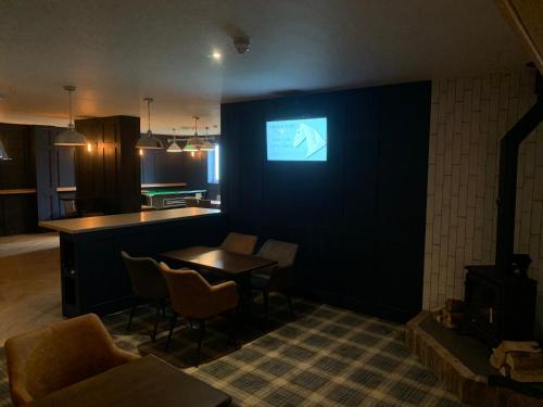The White Horse Inn - image 7