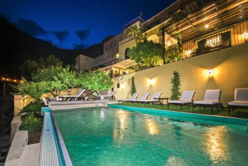 Amore Rentals - Villa Mimosa - image 4