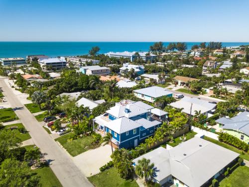 Bevin's Beach House by AMI Locals - image 6