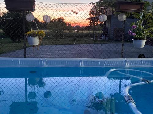 B&B Happiness in the Country