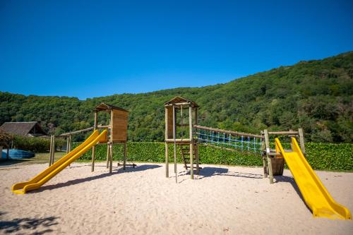 Camping Le château du gibanel