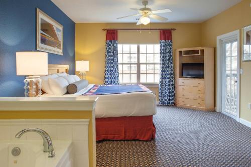 Bluegreen Vacations Harbour Lights, an Ascend Collection Resort in 森林溪