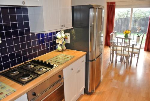 Facilities, Bramley Cottage in Lake North