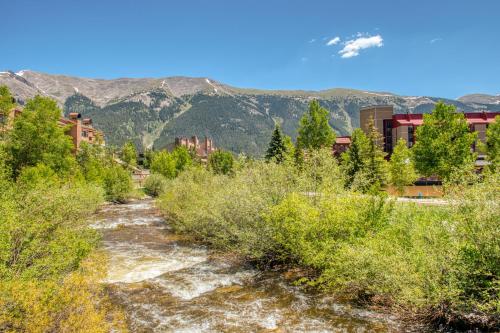 The Lodge at Copper - image 11