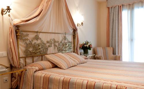 Hotel Doña María - image 3