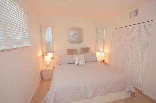 605 Dockside - image 8