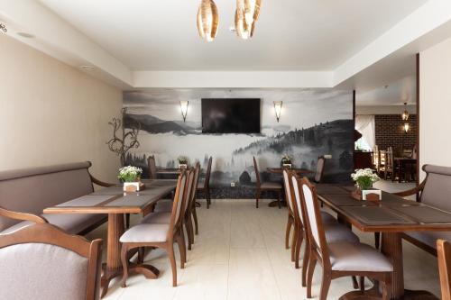ห้องอาหาร, Carparosa Hotel in โปลยานึตสยา