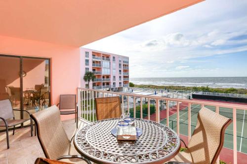 210 Reef Club in Clearwater Beach, USA