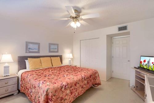 210 Reef Club - image 5