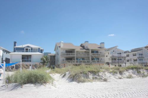 5 Pipers Nest in Indian Shores (Florida)
