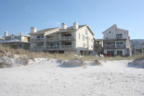 5 Pipers Nest in Indian Shores (Florida)