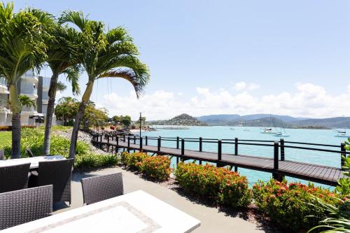 Pemandangan luar, By The Sea Shore With Pool in Whitsunday Islands