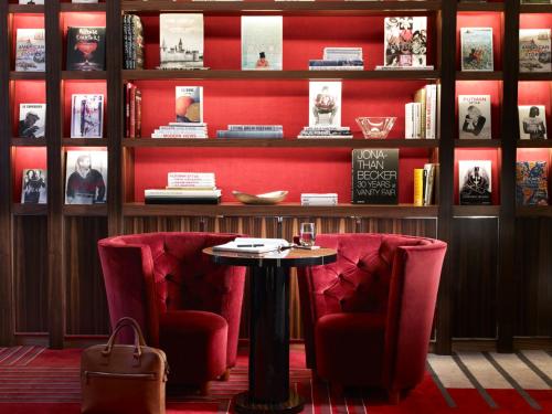 Claridge's - image 8