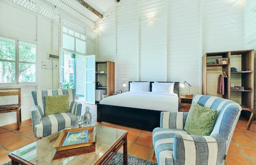 room detail thumbnail 0