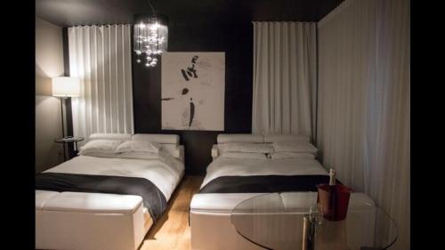 Room in Guest room - lovely Studio downtown