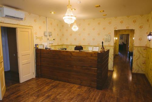 Aurooms Kontinent Hotel - image 3