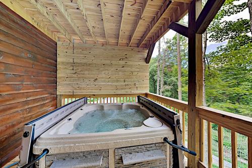 Serenity Now - Large Cabin with Hot Tub & Balconies cabin - main image