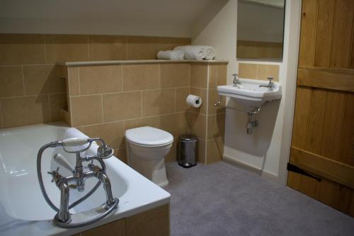 Ford End Cottage - image 10