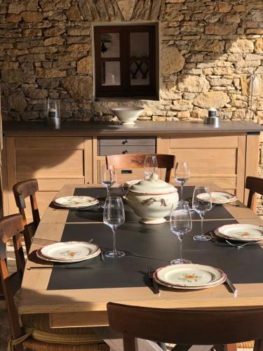 Úszómedence, Le Mas de Fanny in Faucon