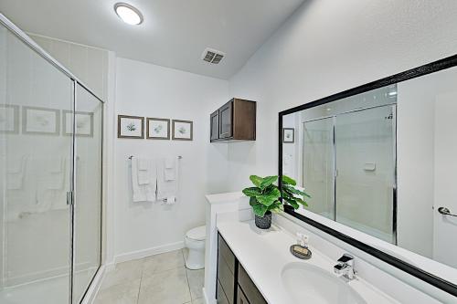 Choice Townhome with Hot Tub Near Disney World townhouse - image 7