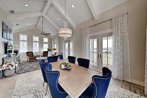 Palmilla Beach Haven with Pool Golf & Beach Access home - image 2