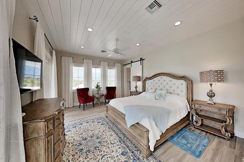 Palmilla Beach Haven with Pool Golf & Beach Access home - image 8