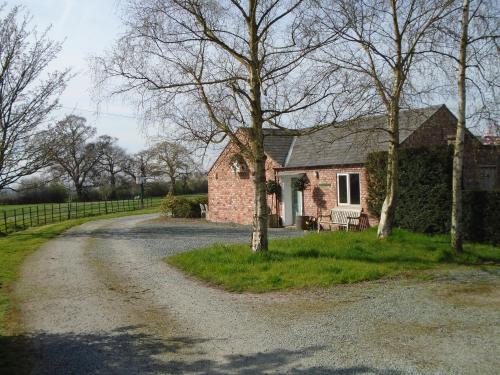 Cottage with Garden View