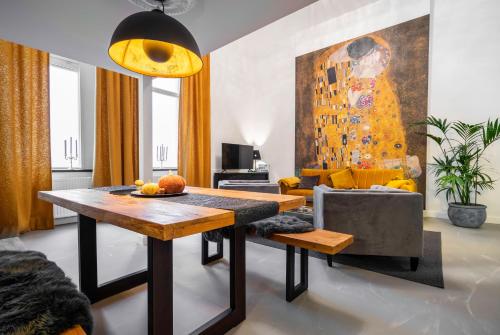 The Kiss - Exquisite & Luxurious City Loft