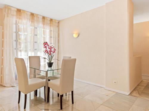 Luxury villa 16 puerto banus