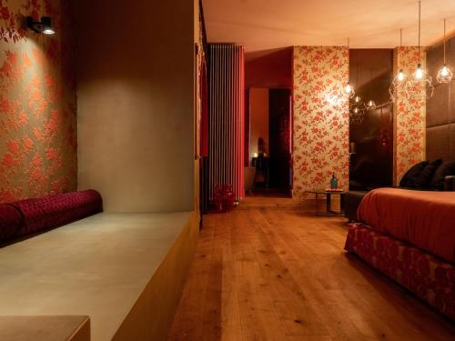 Verne Dreams - image 2