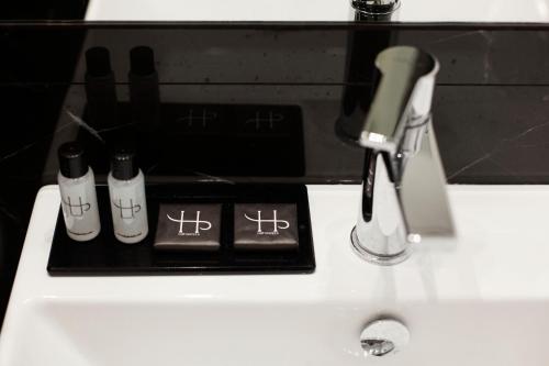 LHP Suite Napoli Parco Margherita - image 4