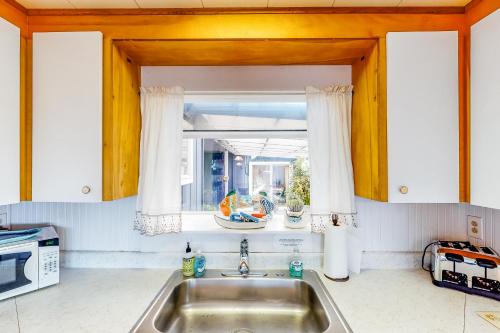 Sea Dreamer Cottage - image 6