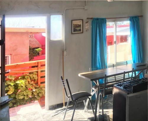 Apart Eva Luna Departamentos y Habitaciones con bano privado in Las Grutas