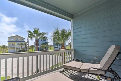 Galveston Retreat with Deck on San Luis Beach! - image 13