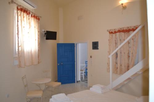 Livanios Studios - image 4