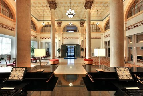 Holiday Inn Express Baltimore-Downtown image 17