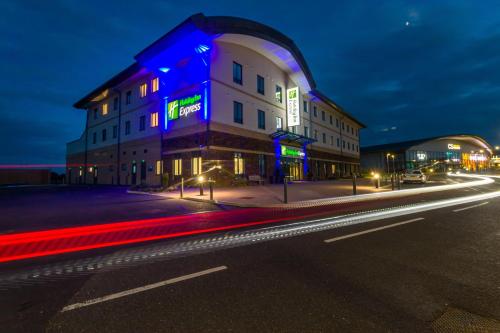 Holiday Inn Express - Bodmin - Victoria Junction, an IHG Hotel