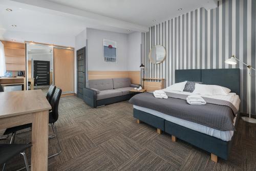 Rejs B&B tylko 30 metrów do plaży – Wladyslawowo, NY