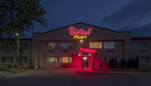 Red Roof Inn PLUS+ Poughkeepsie