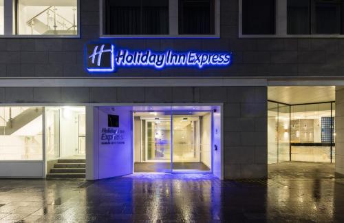 Holiday Inn Express Dublin City Centre an IHG Hotel - image 11