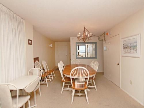 Sea Colony Chesapeake House - image 3