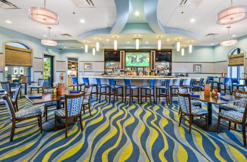 Kids will Loved Stay Next Disney World FREE Water Park Resort - image 9