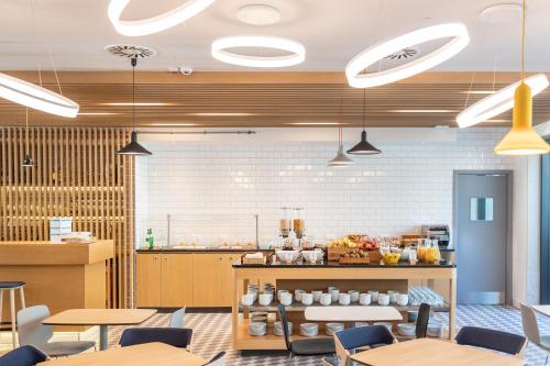 Holiday Inn Express - Lisbon - Plaza Saldanha an IHG Hotel - main image