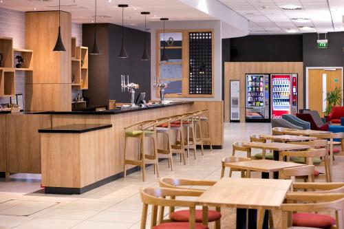 Holiday Inn Express Hull City Centre an IHG Hotel - image 4