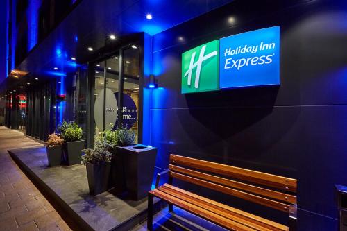 홀리데이 인 익스프레스 이스탄불 - 아타코이 메트로 바이 IHG - 숙소 외관