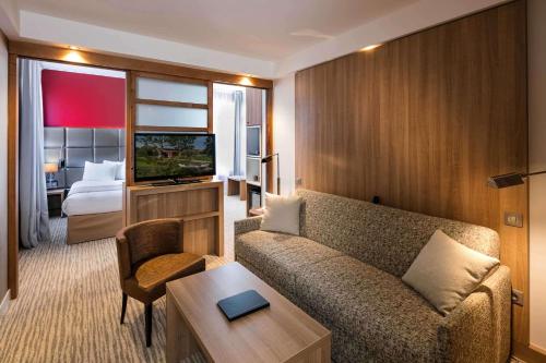 最佳西方Plus酒店-拉瓦林 (Best Western Plus Le Lavarin) in 阿維尼翁市中心