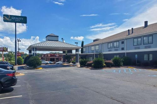 Quality Inn Prattville I-65